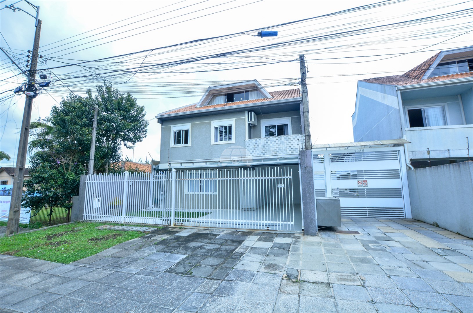 Casa à venda em Boqueirão, Curitiba — Portal Chave Fácil