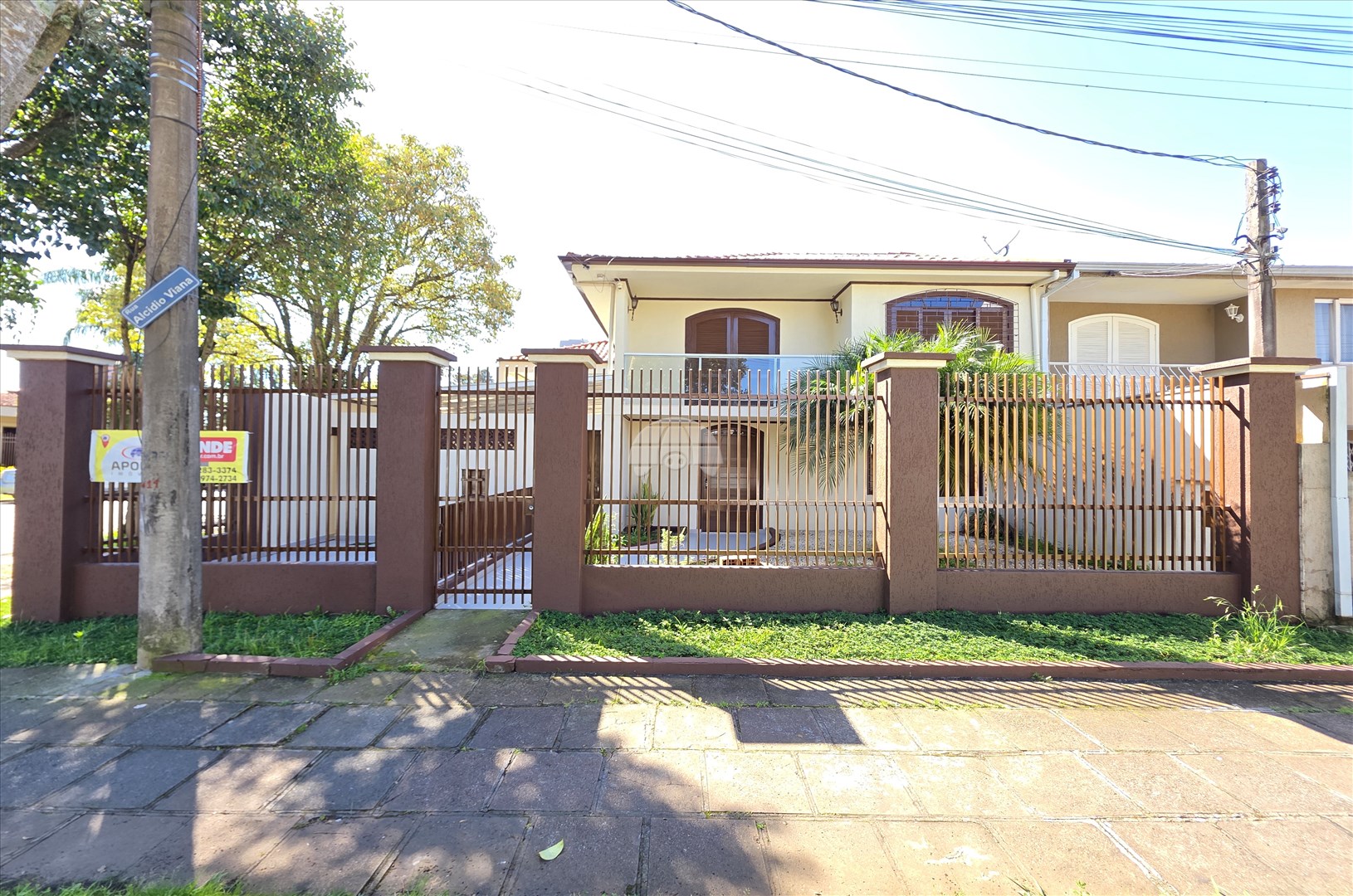 Casa à venda em São Pedro, São José dos Pinhais — Portal Chave Fácil