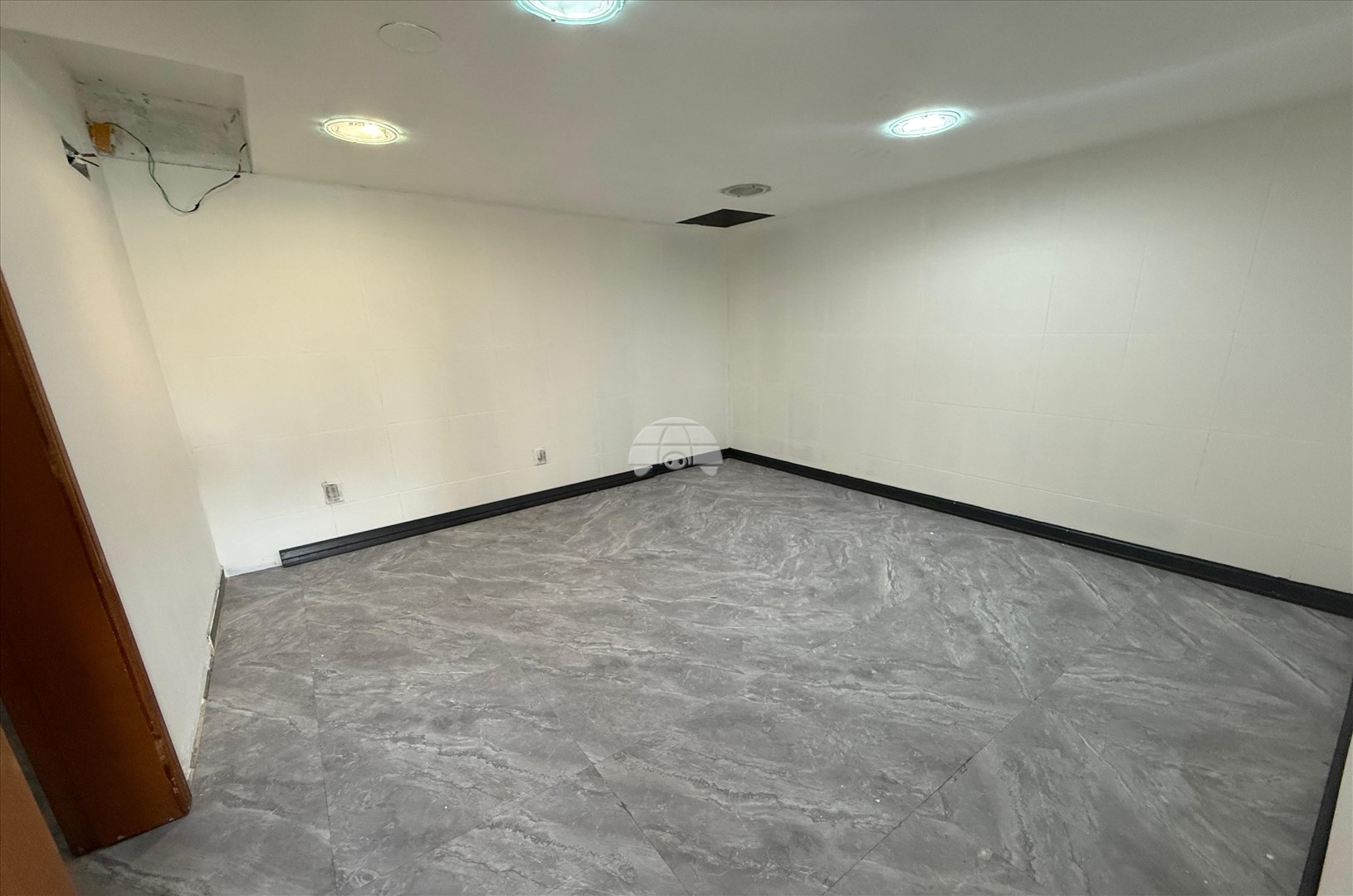Sala/Conjunto Comercial à venda em Centro, Florianópolis — Portal Chave Fácil