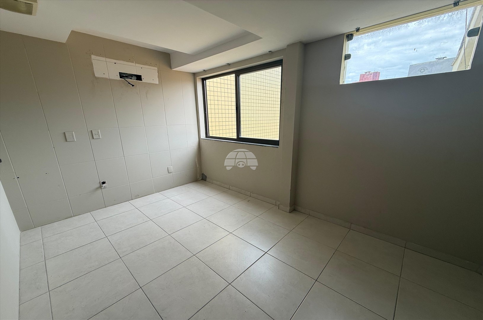 Sala/Conjunto Comercial à venda em Centro, Florianópolis — Portal Chave Fácil