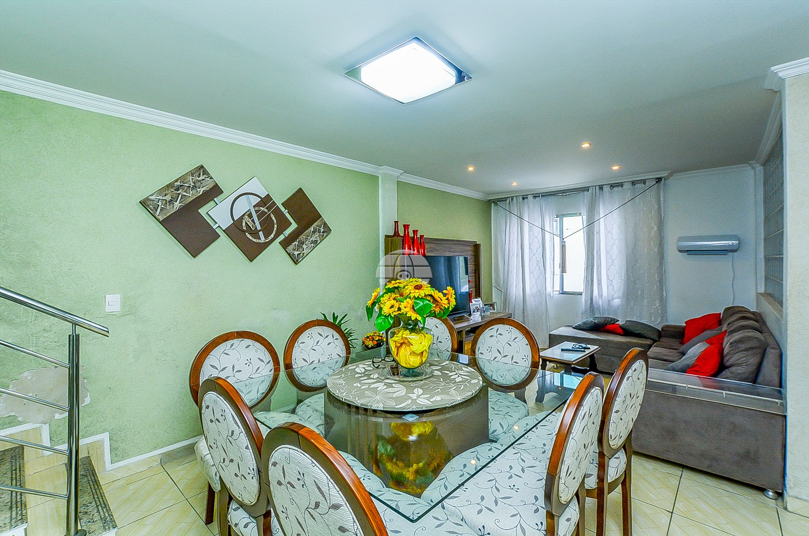 Casa à venda em Xaxim, Curitiba — Portal Chave Fácil