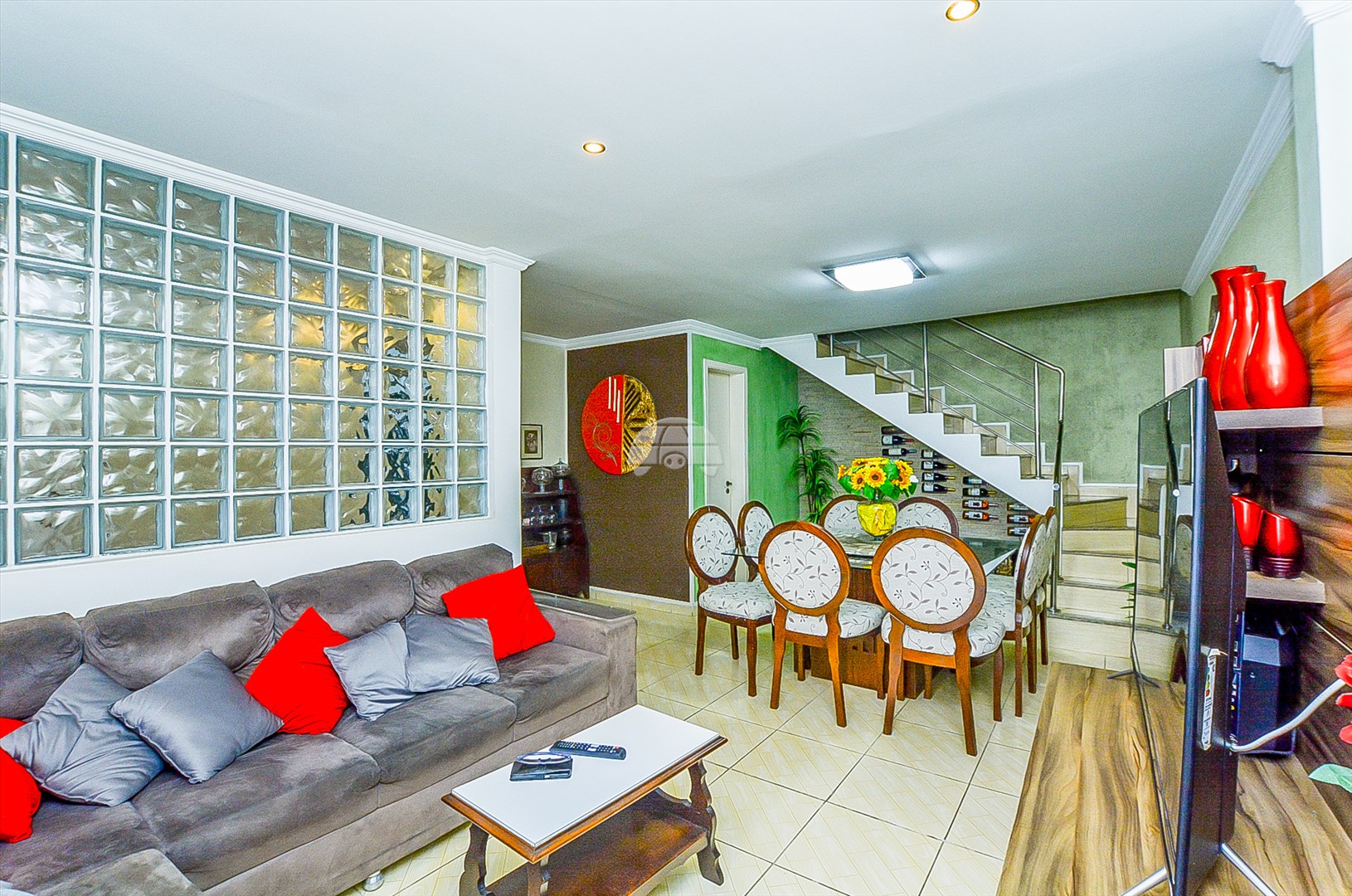 Casa à venda em Xaxim, Curitiba — Portal Chave Fácil