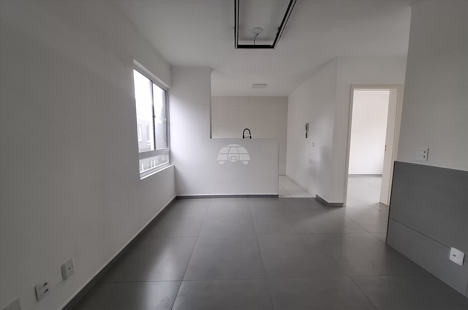 Apartamento para alugar em Bom Jesus, Campo Largo — Portal Chave Fácil