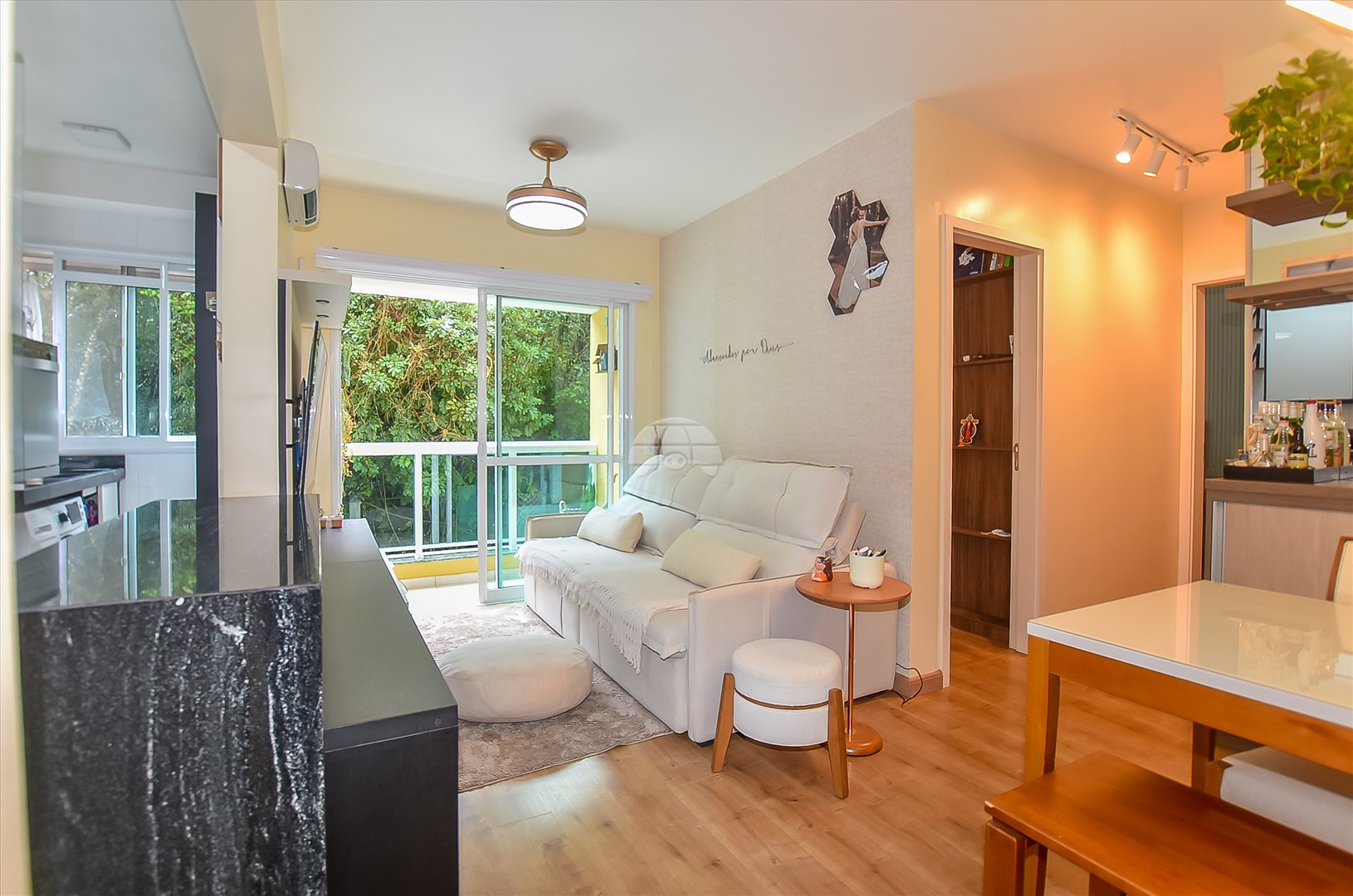 Apartamento para alugar em Bacacheri, Curitiba — Portal Chave Fácil