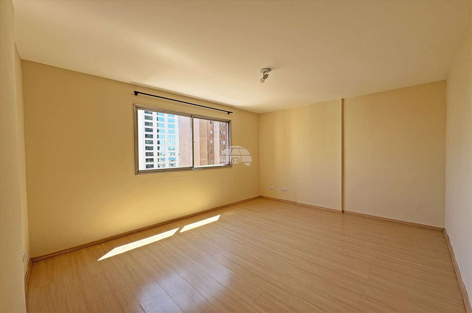 Apartamento para alugar em Bigorrilho, Curitiba — Portal Chave Fácil