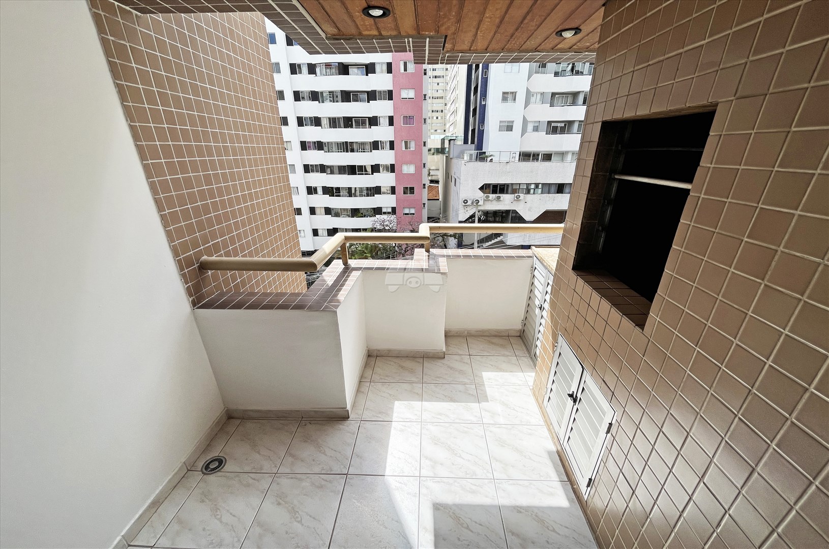 Apartamento para alugar em Bigorrilho, Curitiba — Portal Chave Fácil