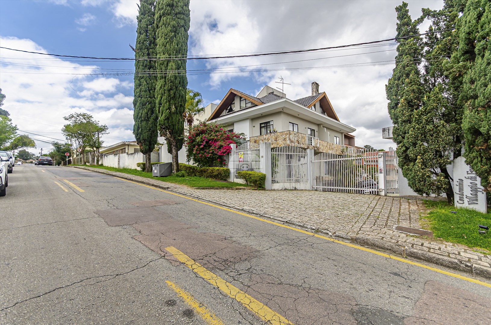 Casa à venda em Seminário, Curitiba — Portal Chave Fácil