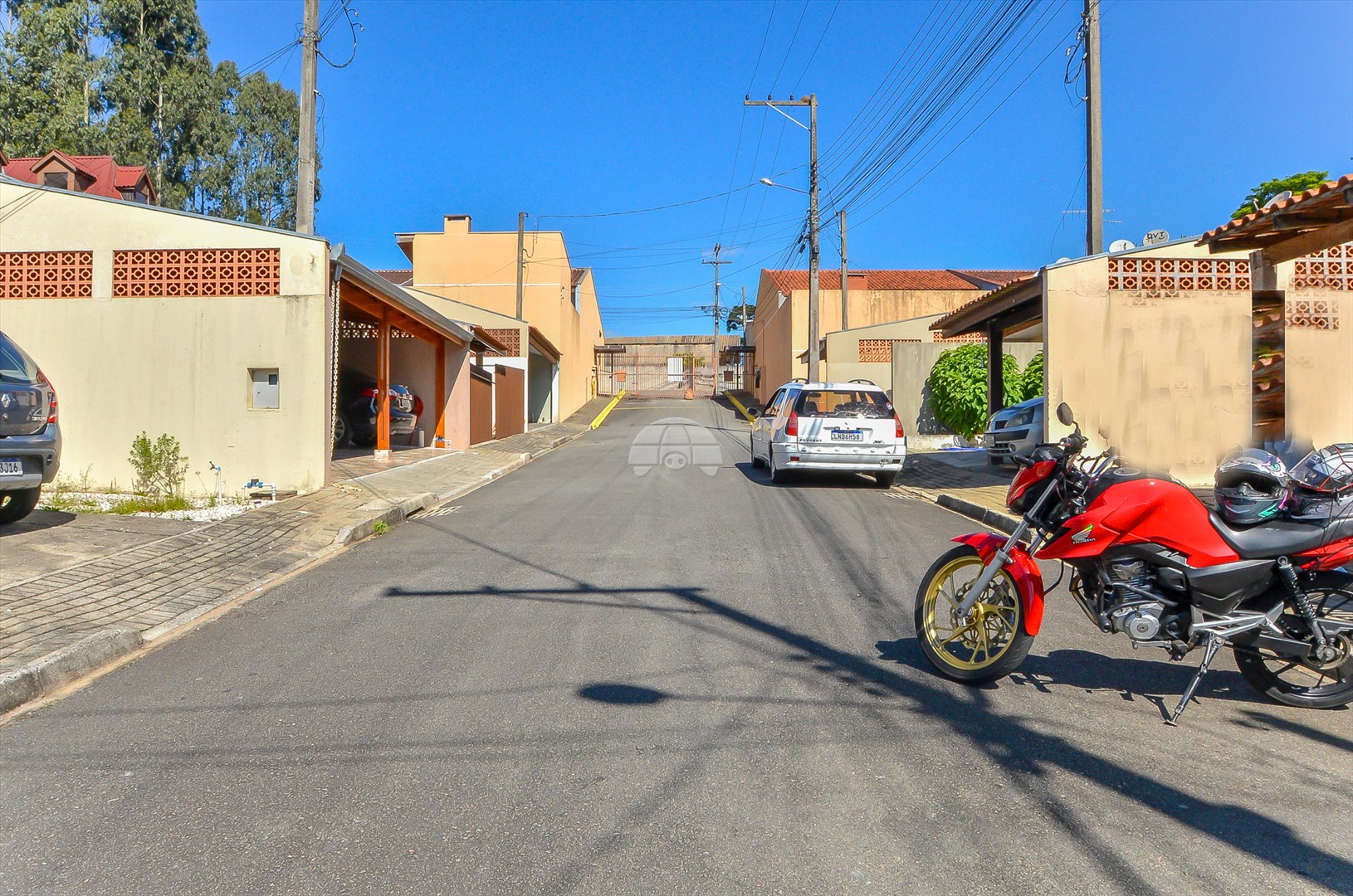 Casa à venda em Vila Santa Terezinha, Campo Largo — Portal Chave Fácil