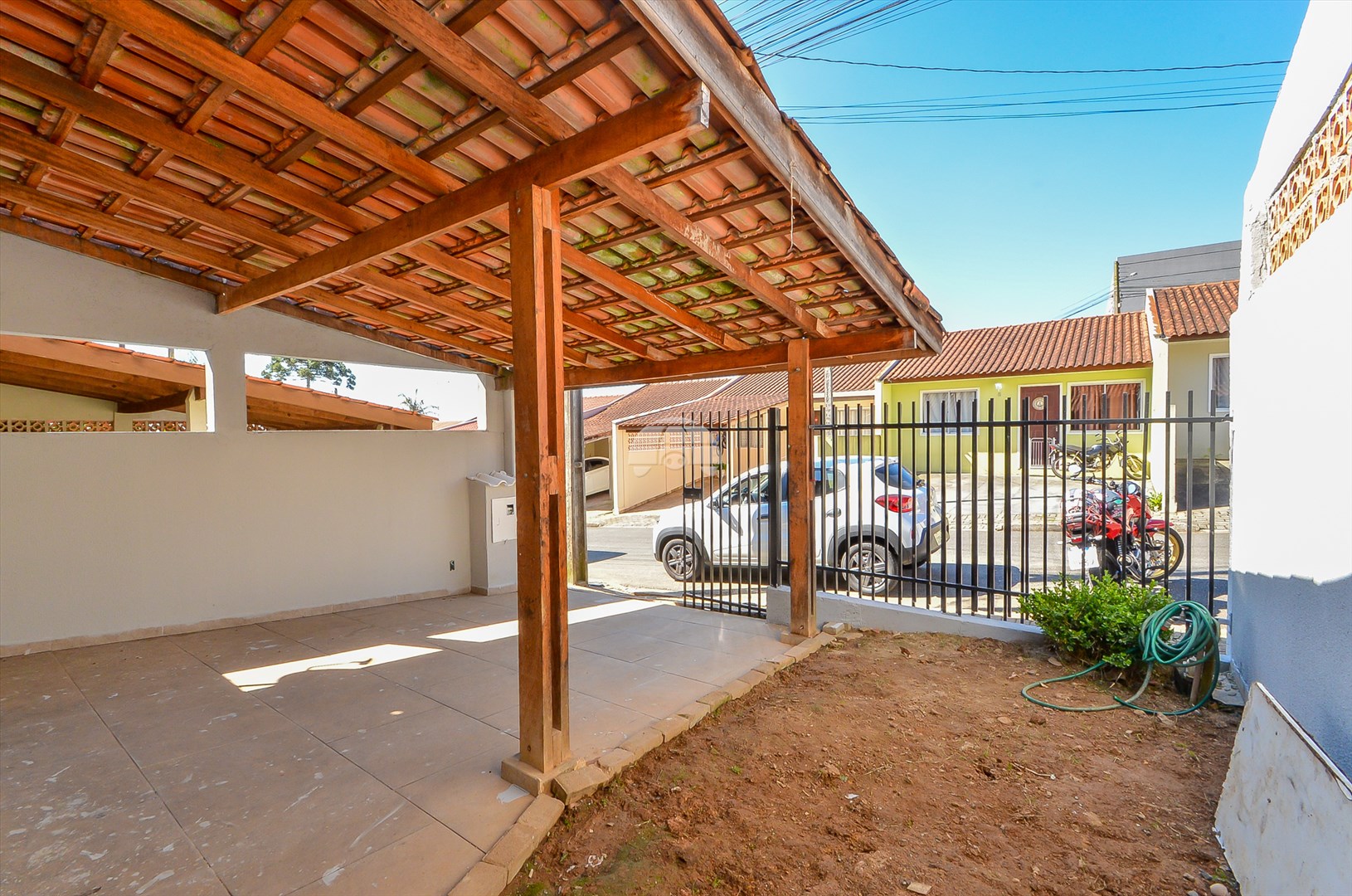 Casa à venda em Vila Santa Terezinha, Campo Largo — Portal Chave Fácil