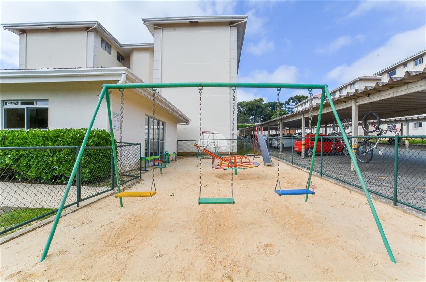 Apartamento para alugar em São Gabriel, Colombo — Portal Chave Fácil