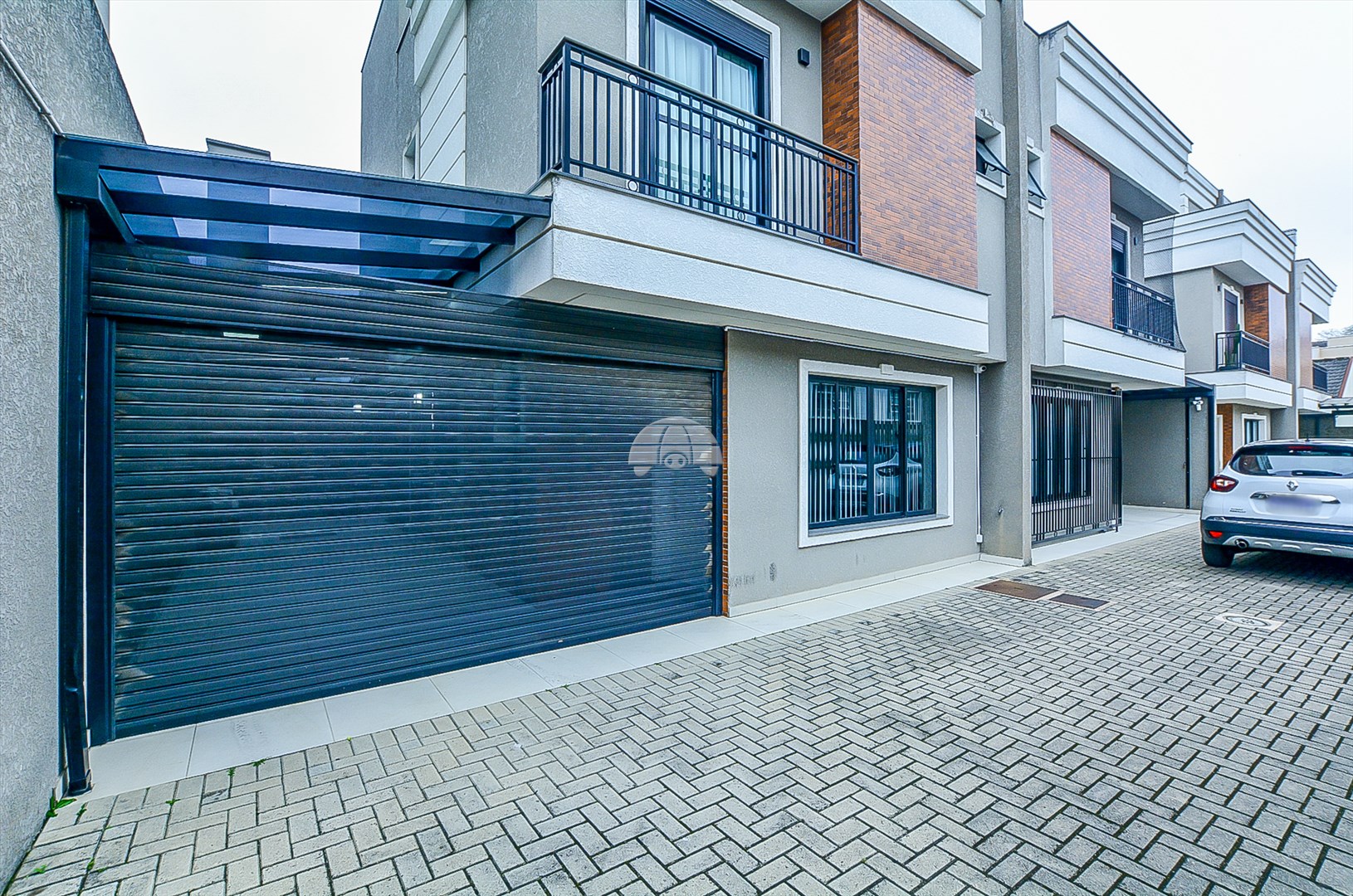 Casa à venda em Hauer, Curitiba — Portal Chave Fácil