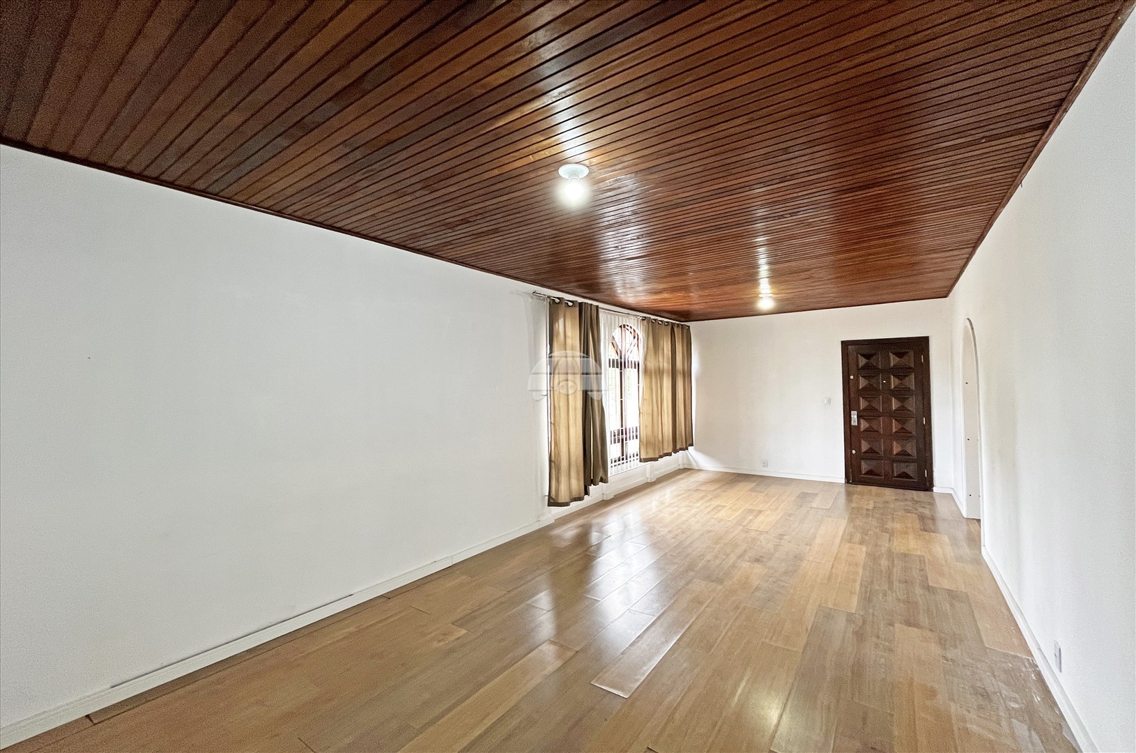Sala/Conjunto Comercial para alugar em Vila Izabel, Curitiba — Portal Chave Fácil