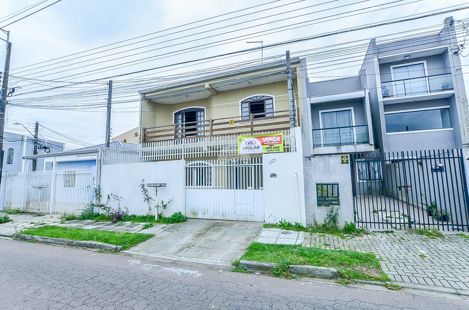 Casa à venda em Sítio Cercado, Curitiba — Portal Chave Fácil