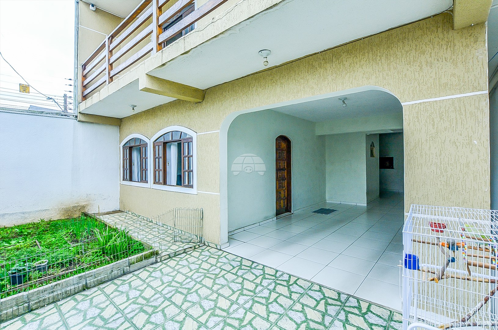 Casa à venda em Sítio Cercado, Curitiba — Portal Chave Fácil