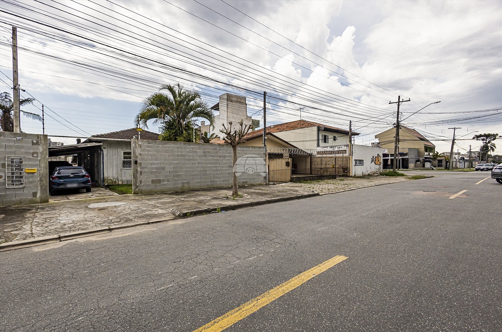 Terreno à venda em Hauer, Curitiba — Portal Chave Fácil