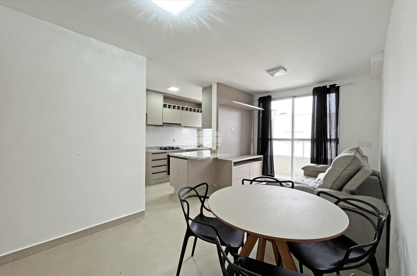 Apartamento para alugar em Bacacheri, Curitiba — Portal Chave Fácil
