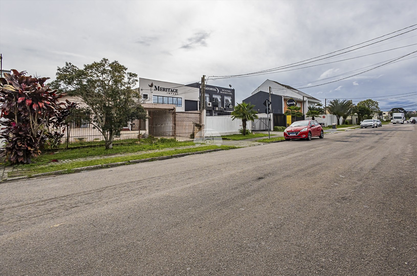 Terreno à venda em Hauer, Curitiba — Portal Chave Fácil