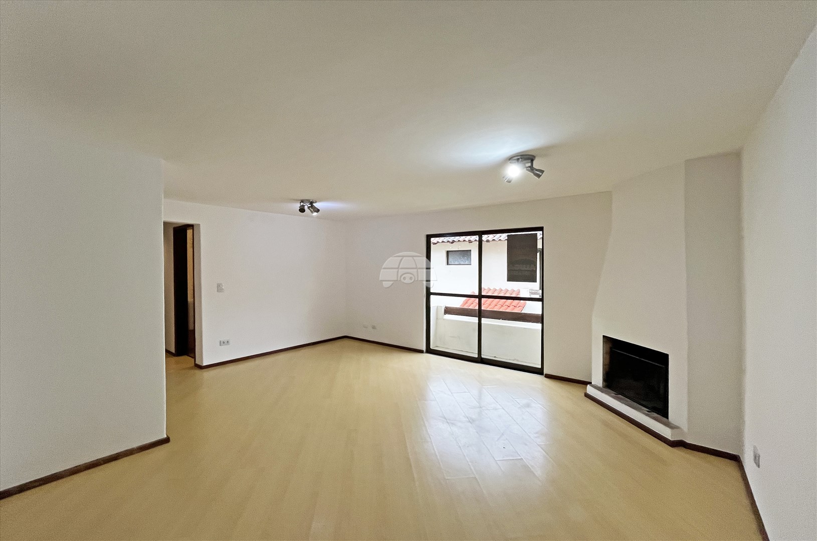 Apartamento para alugar em Alto Da Rua Xv, Curitiba — Portal Chave Fácil