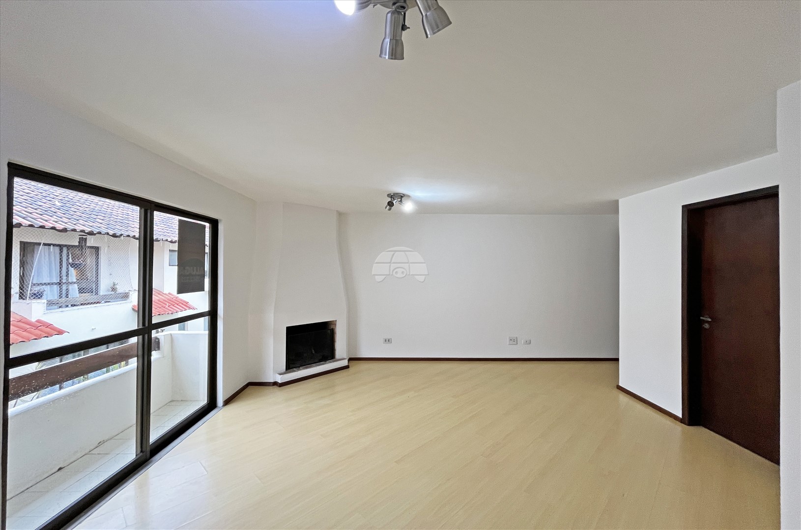 Apartamento para alugar em Alto Da Rua Xv, Curitiba — Portal Chave Fácil