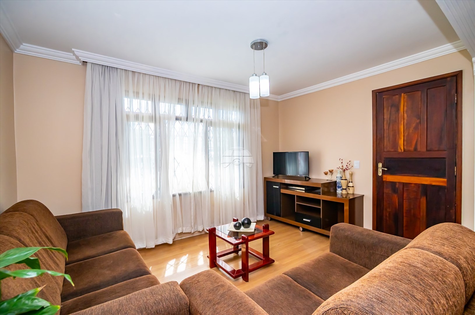 Casa à venda em Xaxim, Curitiba — Portal Chave Fácil