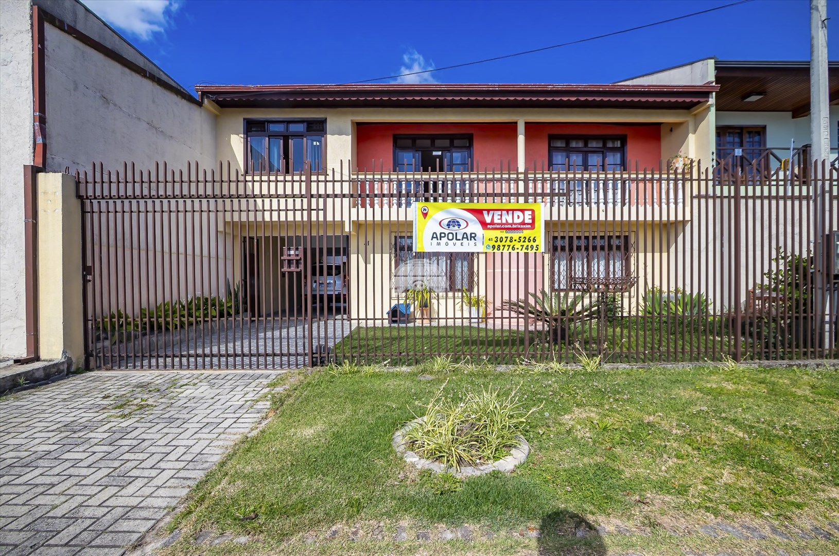 Casa à venda em Xaxim, Curitiba — Portal Chave Fácil