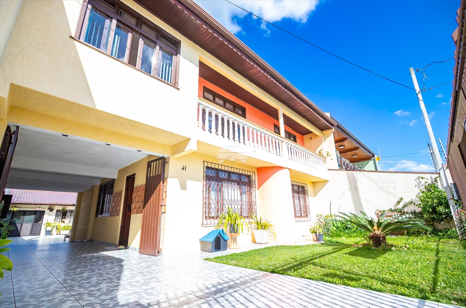 Casa à venda em Xaxim, Curitiba — Portal Chave Fácil