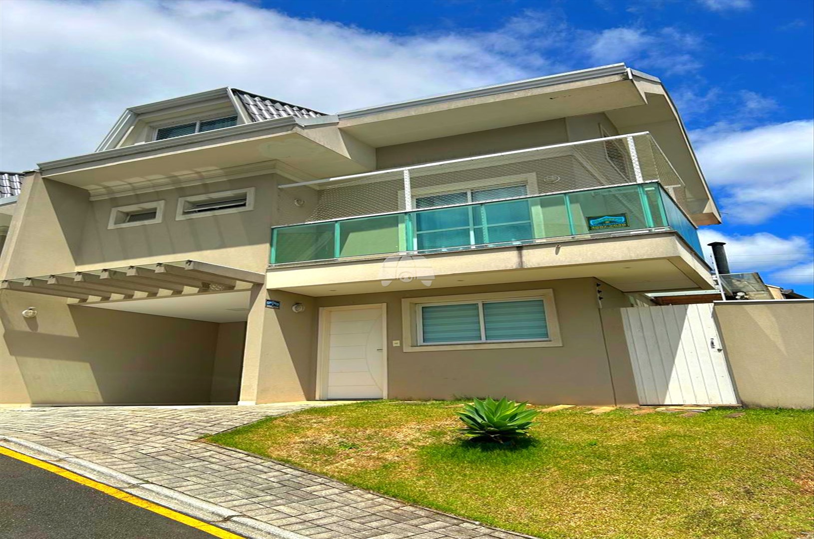 Casa à venda em Boa Vista, Curitiba — Portal Chave Fácil