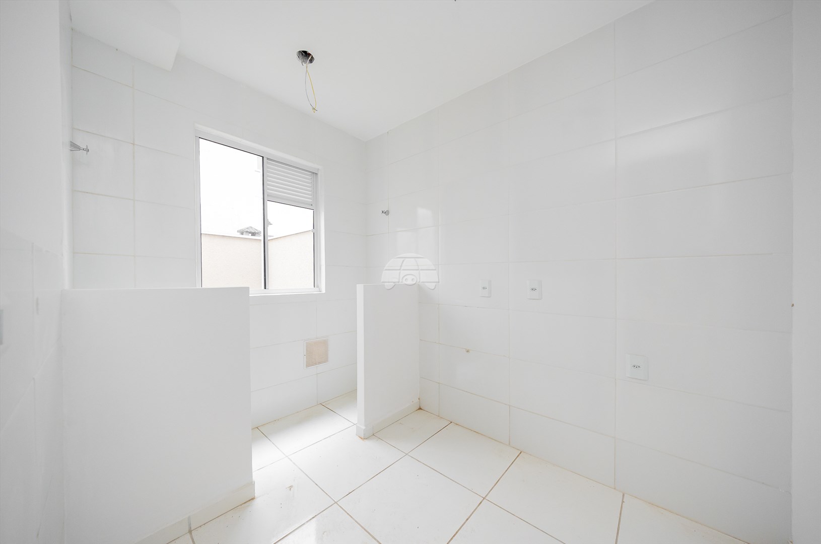 Apartamento à venda em Bom Jesus, Campo Largo — Portal Chave Fácil