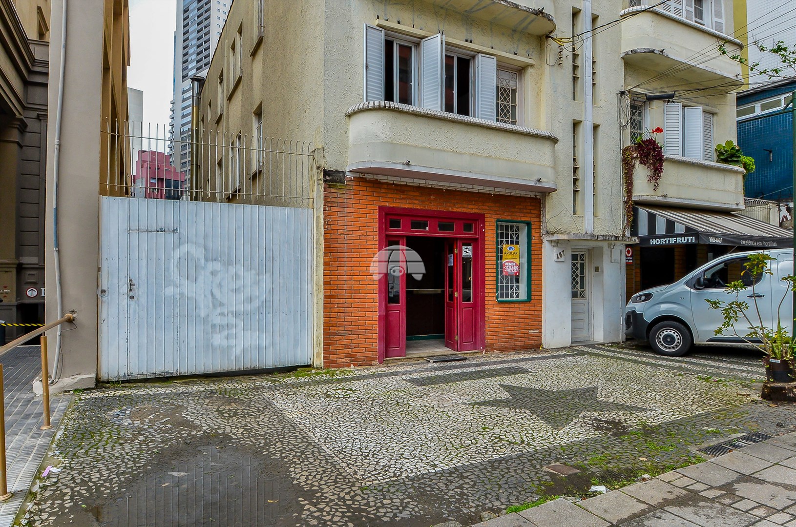 Casa Comercial à venda em Centro, Curitiba — Portal Chave Fácil