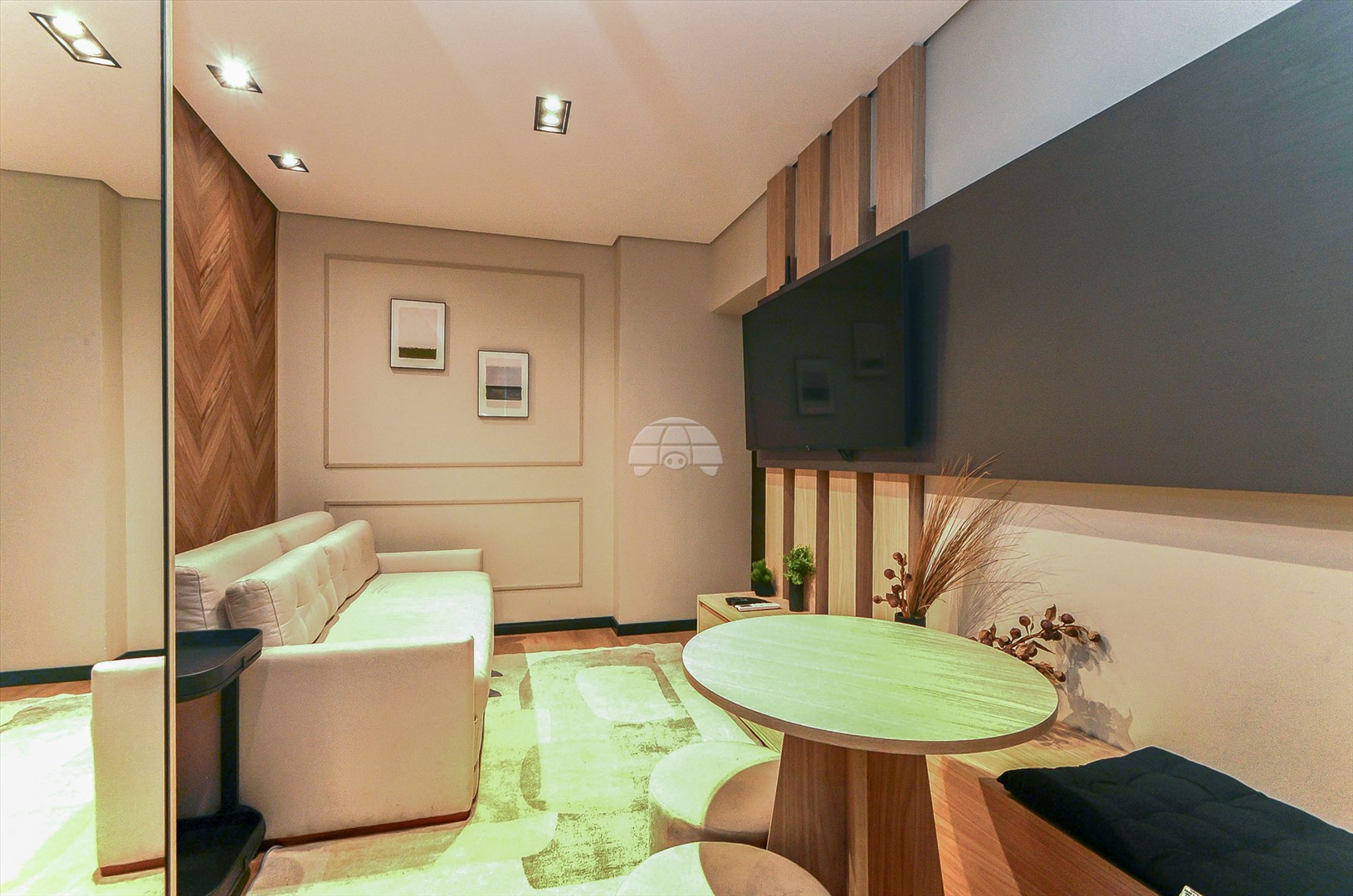 Apartamento à venda em Mercês, Curitiba — Portal Chave Fácil