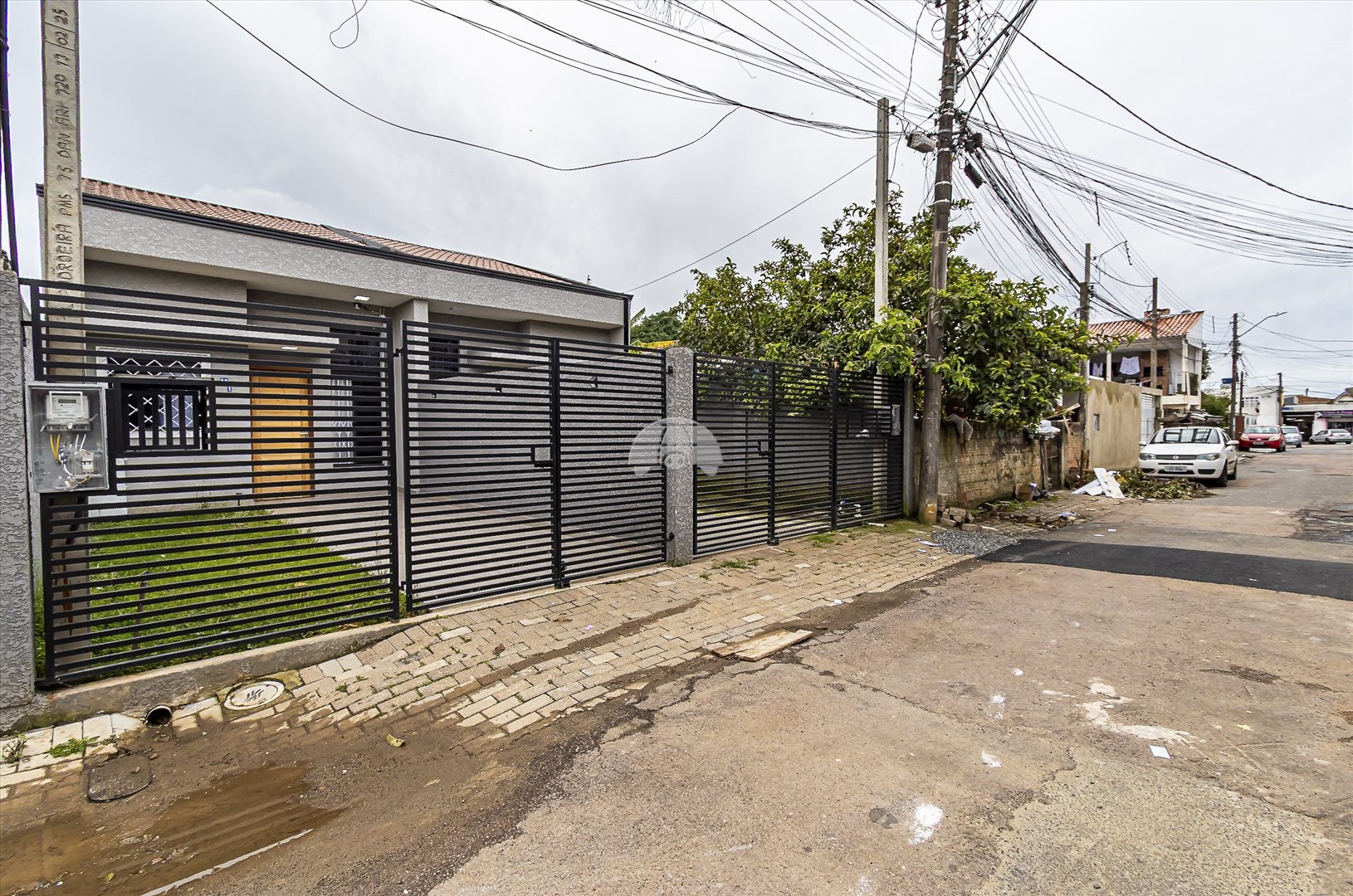 Casa para alugar em Cidade Industrial, Curitiba — Portal Chave Fácil