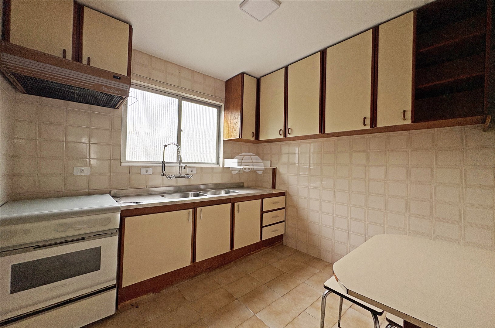 Apartamento para alugar em Vila Izabel, Curitiba — Portal Chave Fácil