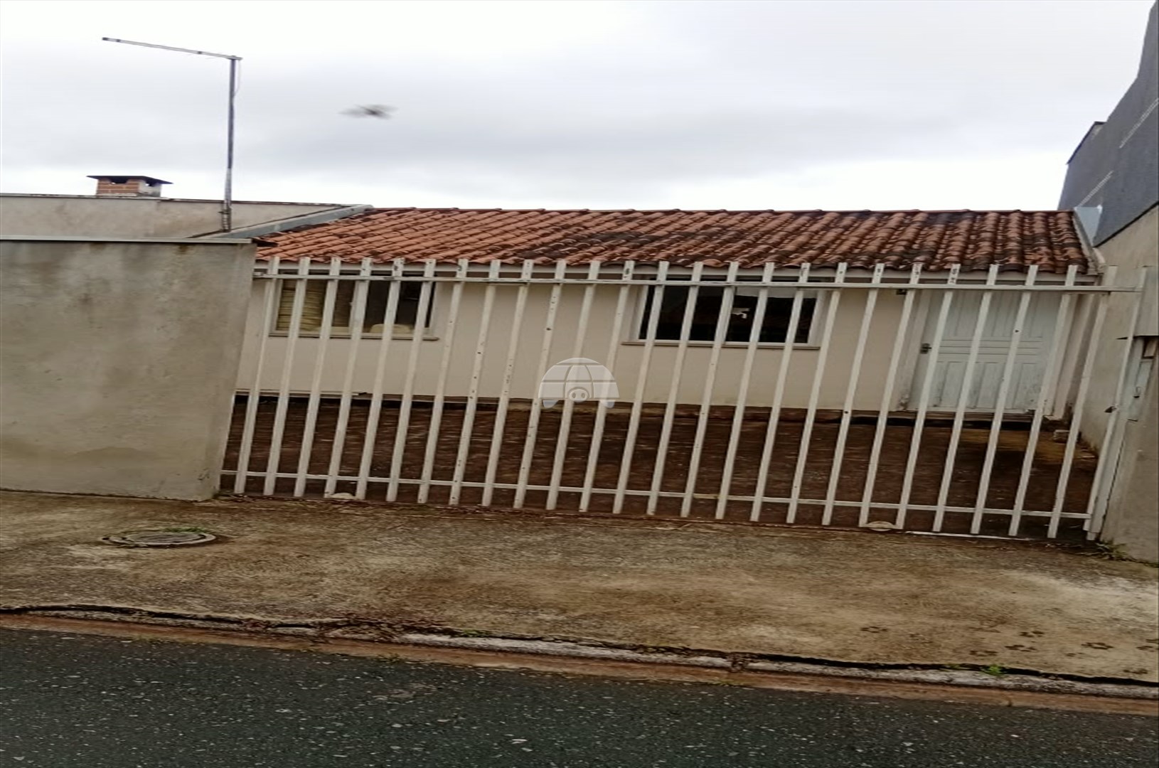 Casa à venda em Campo De Santana, Curitiba — Portal Chave Fácil