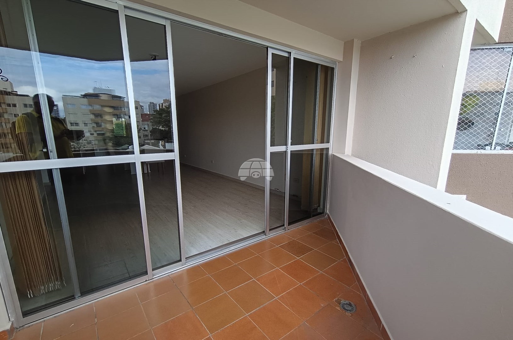 Apartamento para alugar em Ahú, Curitiba — Portal Chave Fácil