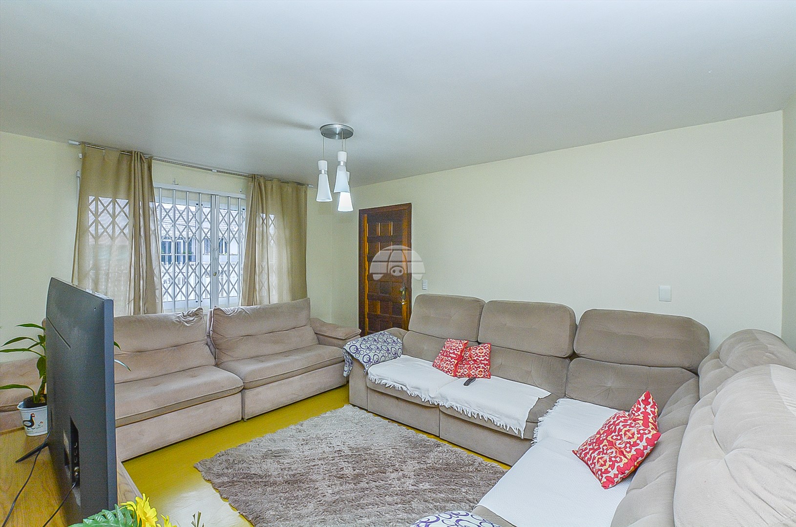 Casa à venda em Capão Raso, Curitiba — Portal Chave Fácil