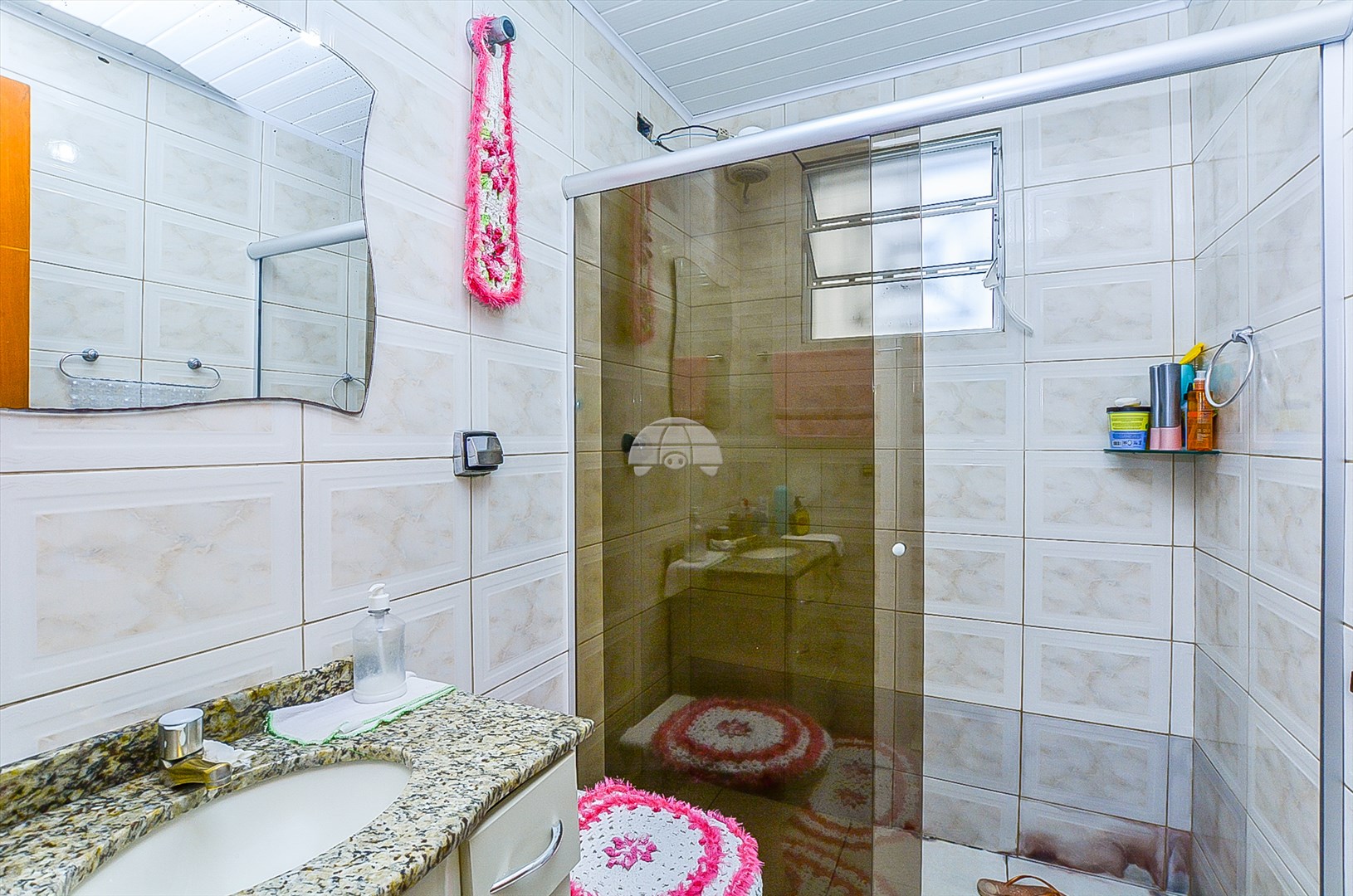 Casa à venda em Capão Raso, Curitiba — Portal Chave Fácil