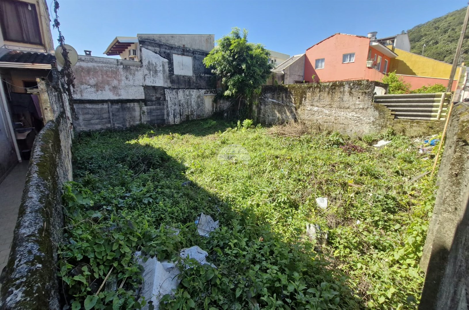 Terreno à venda em Centro, Guaratuba — Portal Chave Fácil