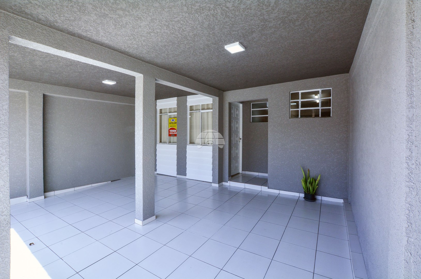 Casa à venda em Boqueirão, Curitiba — Portal Chave Fácil