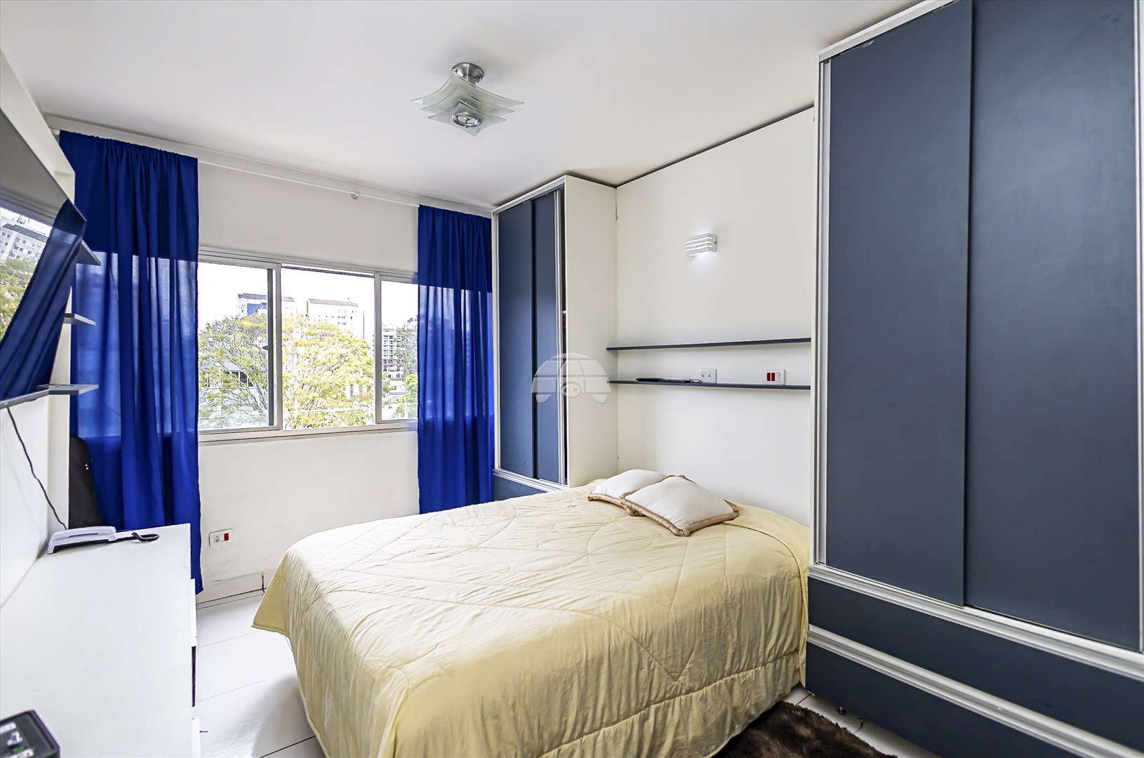 Apartamento à venda em Centro Cívico, Curitiba — Portal Chave Fácil