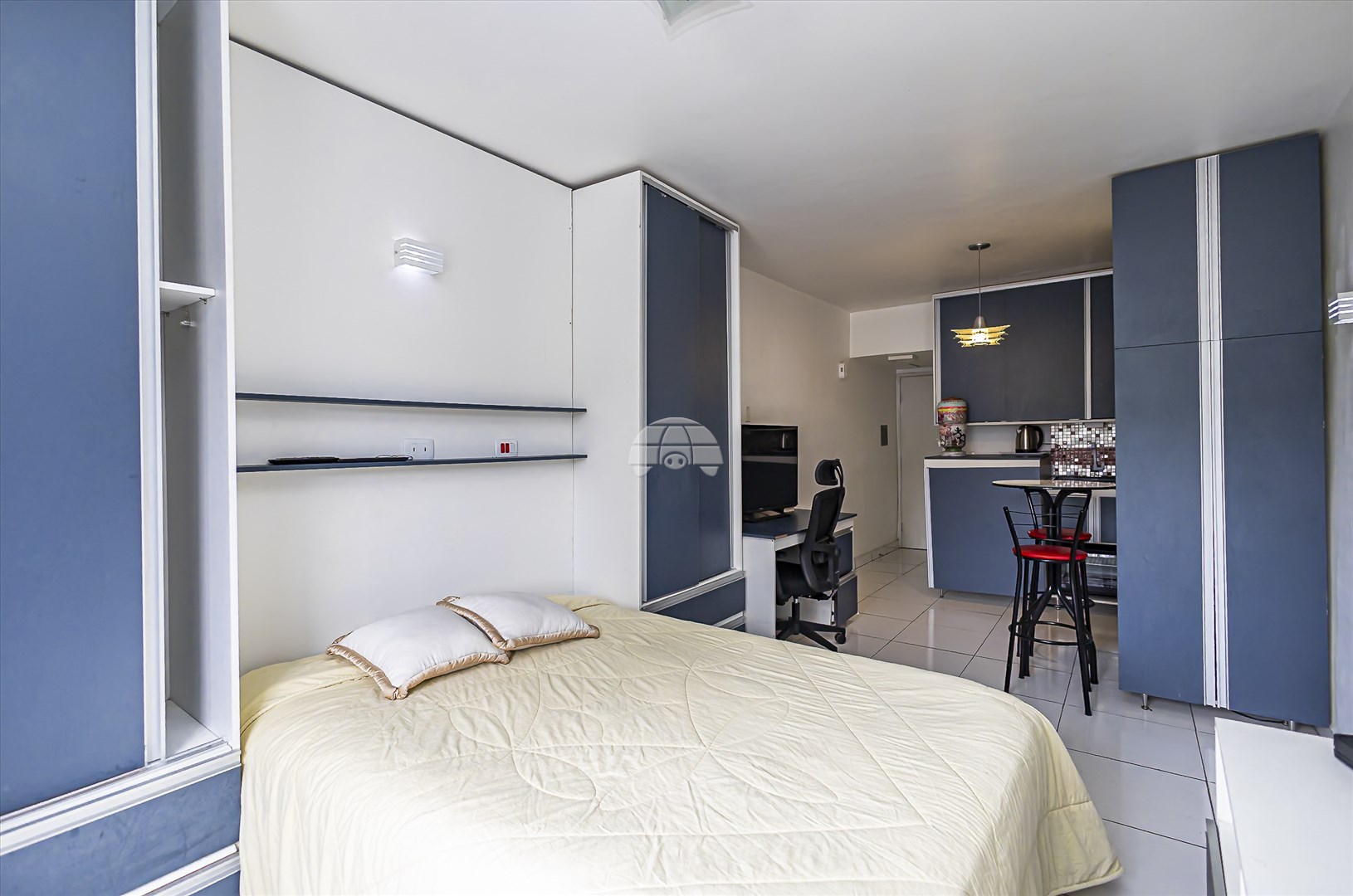 Apartamento à venda em Centro Cívico, Curitiba — Portal Chave Fácil