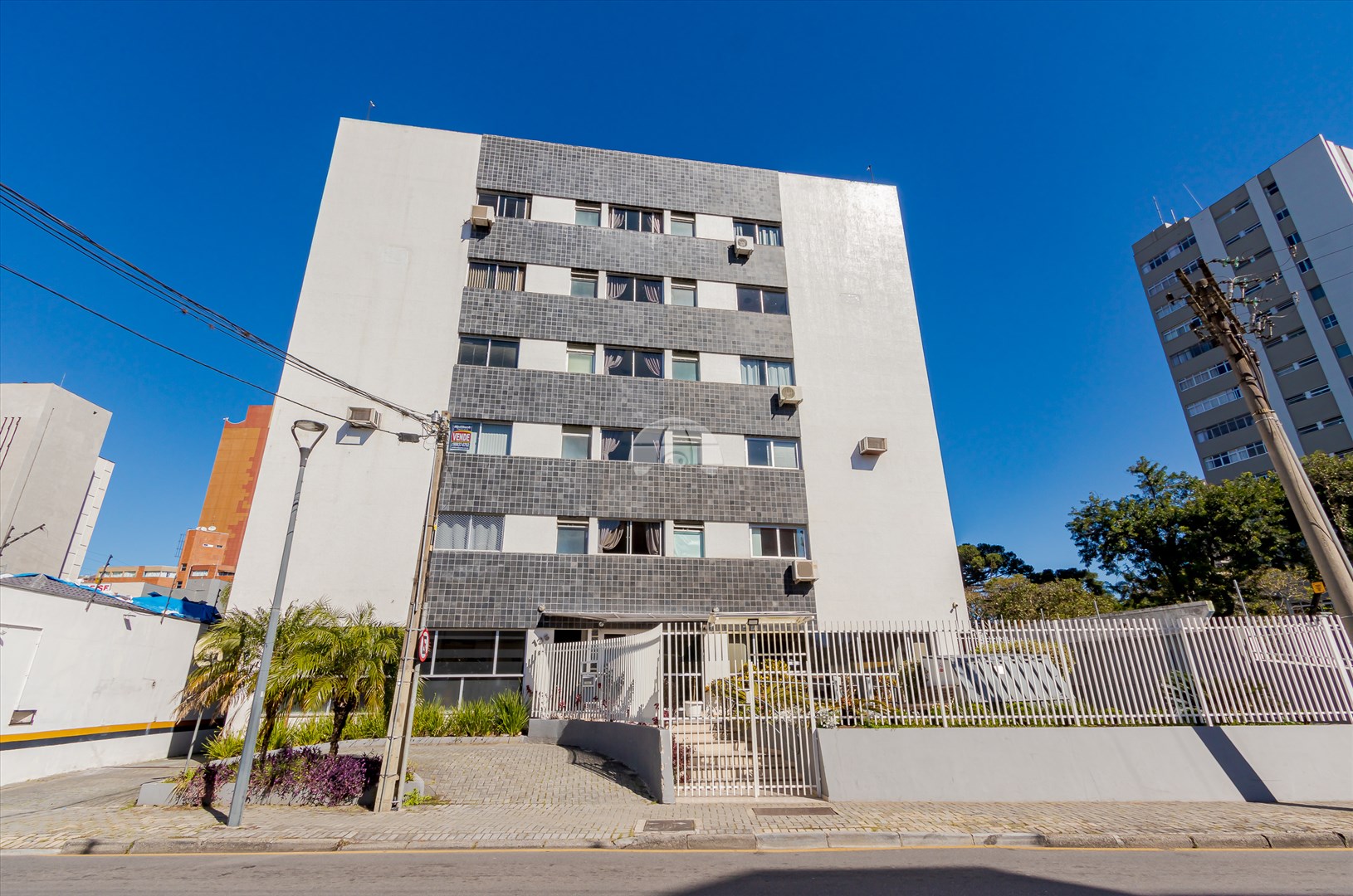 Apartamento à venda em Centro Cívico, Curitiba — Portal Chave Fácil