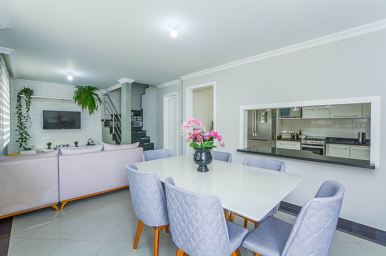 Casa à venda em Boqueirão, Curitiba — Portal Chave Fácil