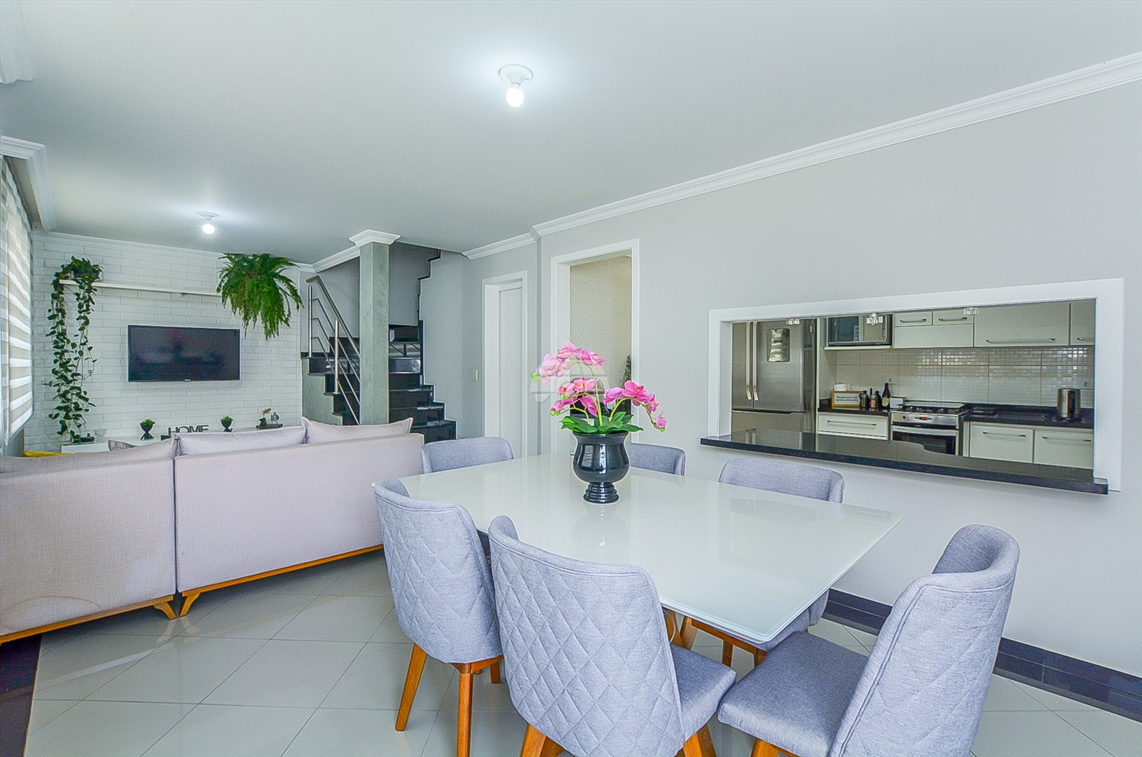Casa à venda em Boqueirão, Curitiba — Portal Chave Fácil