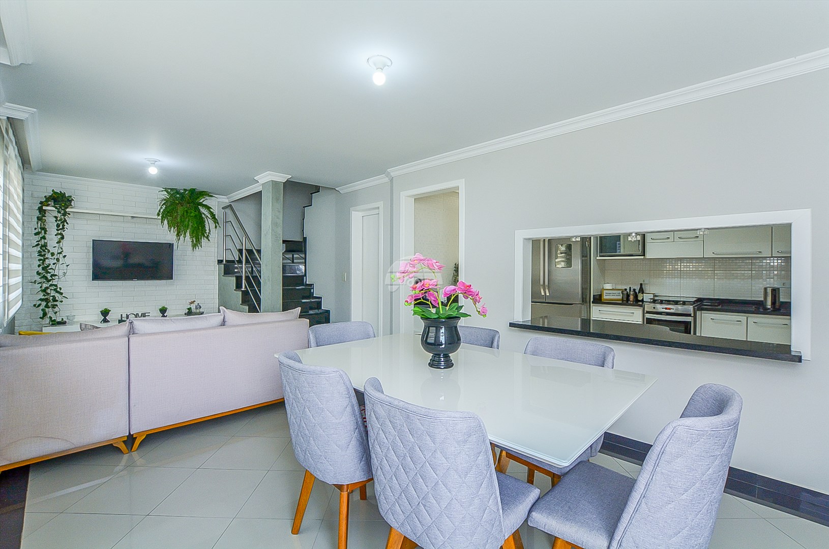 Casa à venda em Boqueirão, Curitiba — Portal Chave Fácil