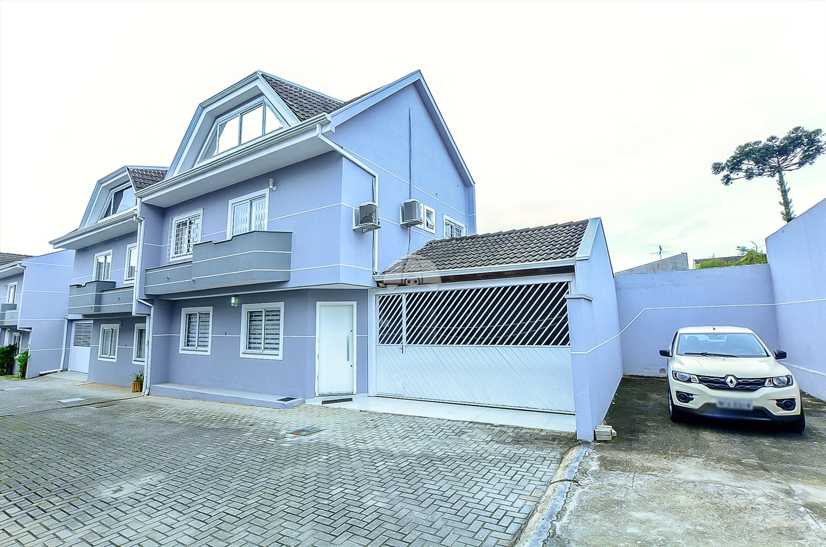 Casa à venda em Boqueirão, Curitiba — Portal Chave Fácil