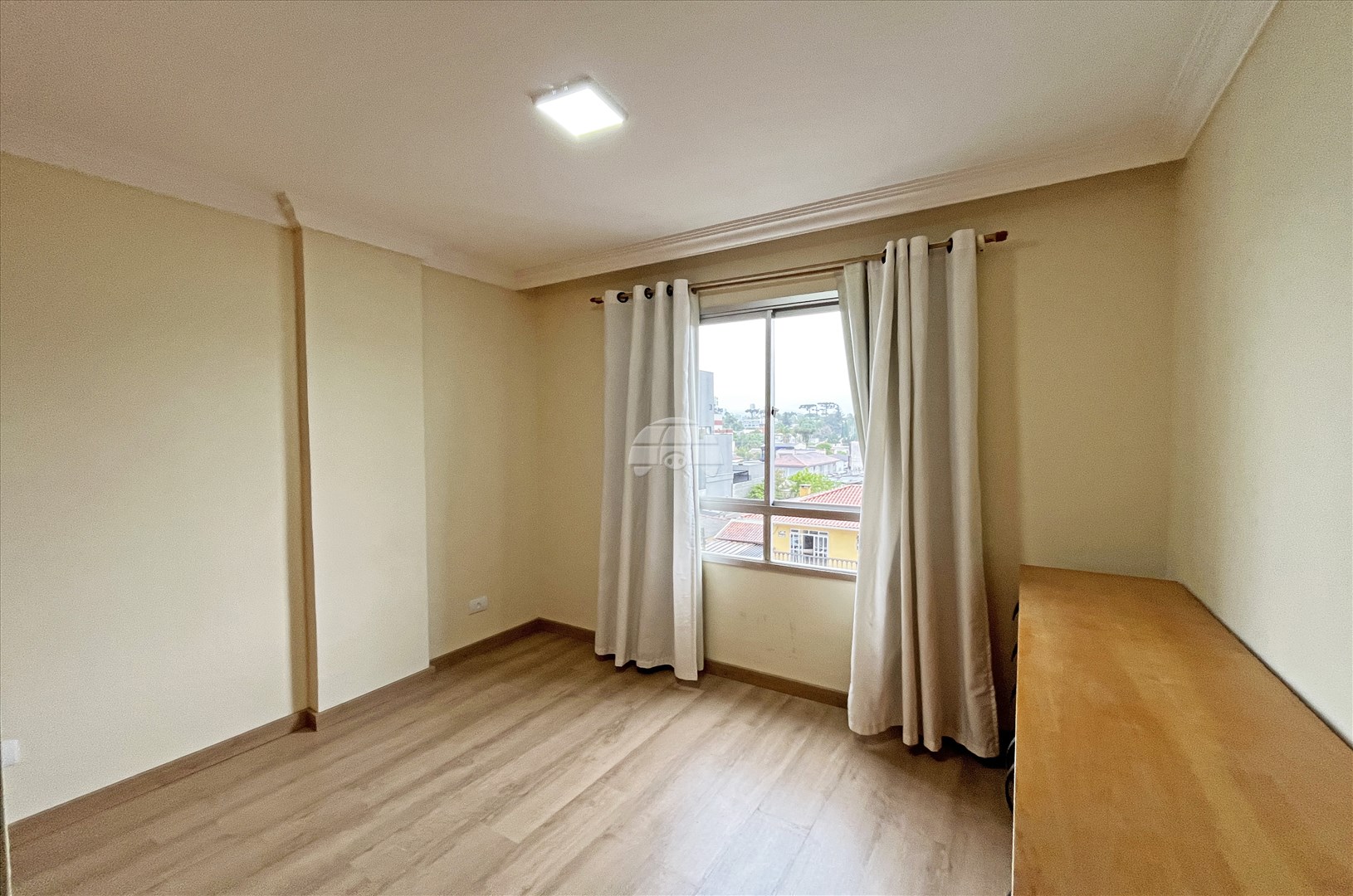 Apartamento para alugar em Santa Quitéria, Curitiba — Portal Chave Fácil