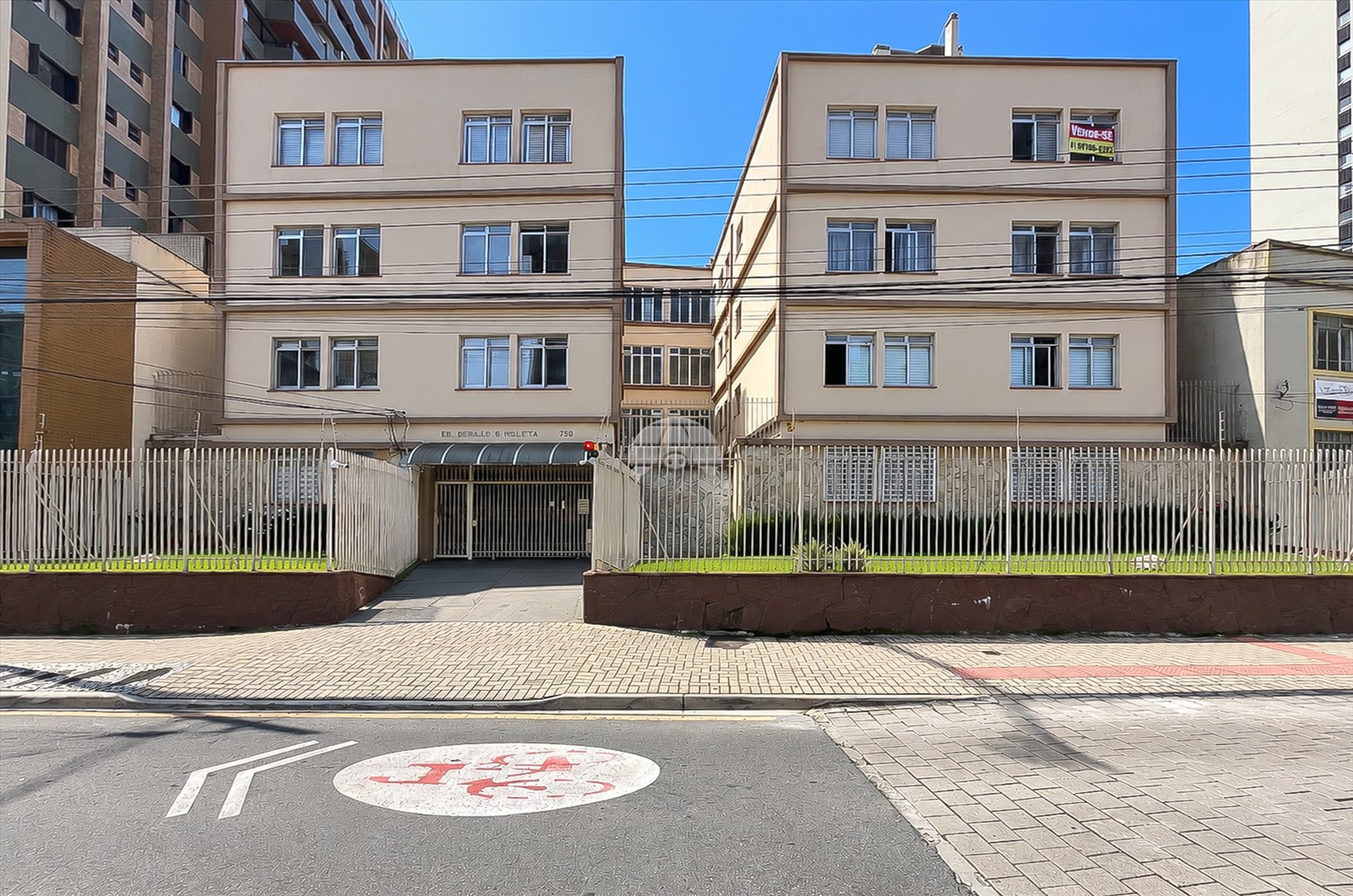 Apartamento para alugar em Água Verde, Curitiba — Portal Chave Fácil
