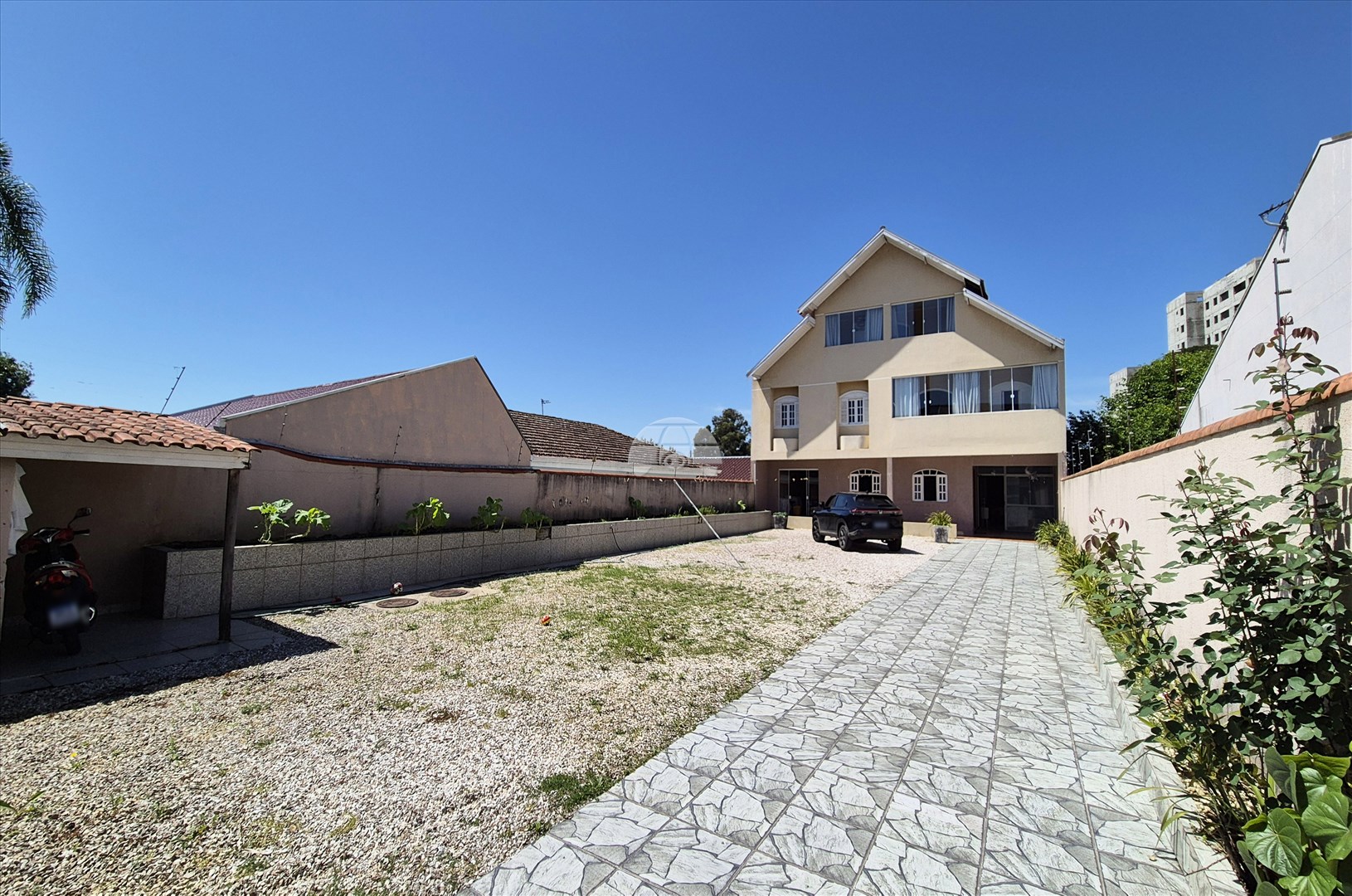 Casa à venda em Centro, Pinhais — Portal Chave Fácil