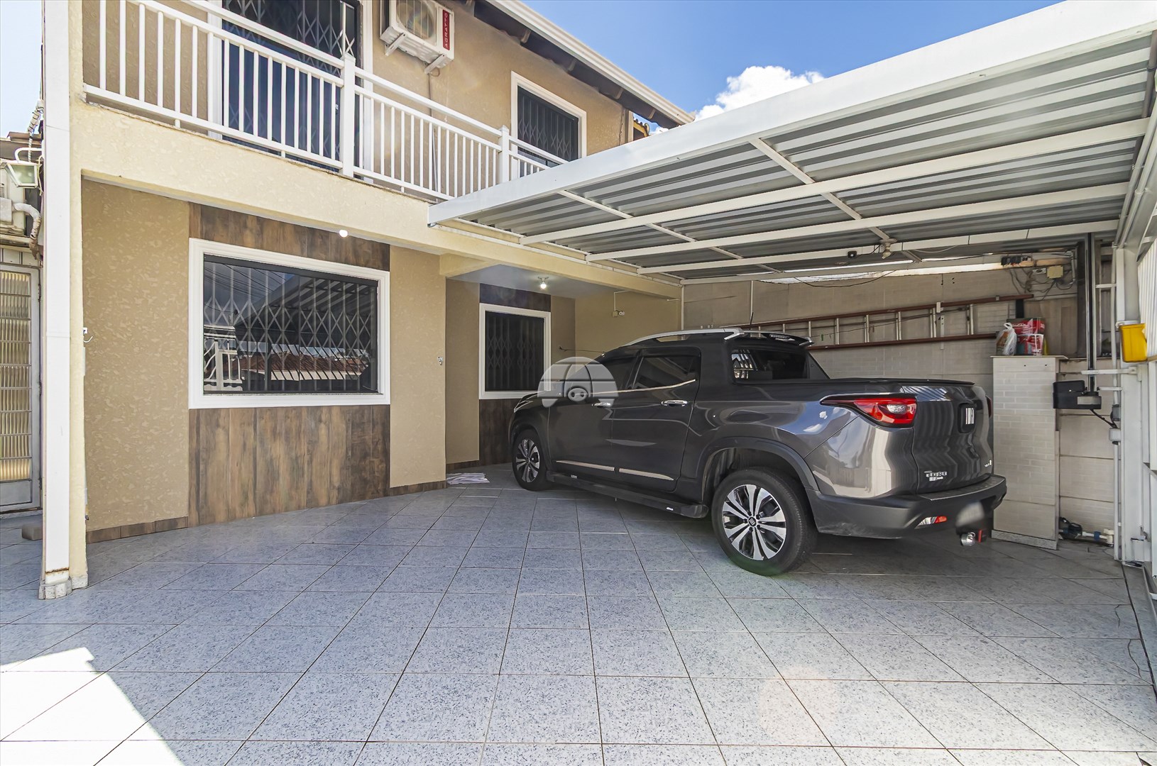 Casa à venda em Sítio Cercado, Curitiba — Portal Chave Fácil