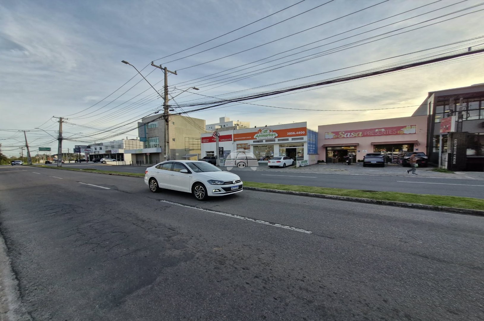 Comercial à venda em Centro, Pinhais — Portal Chave Fácil